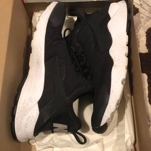 Nike Huarache Run Ultra